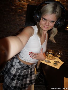 Escort pollie